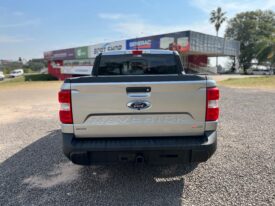FORD MAVERICK LARIAT 4×4 AT