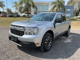 FORD MAVERICK LARIAT 4×4 AT