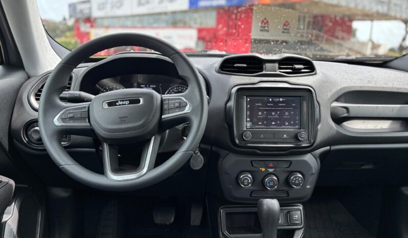 
								JEEP RENEGADE 1.3T LONGITUD AT completo									