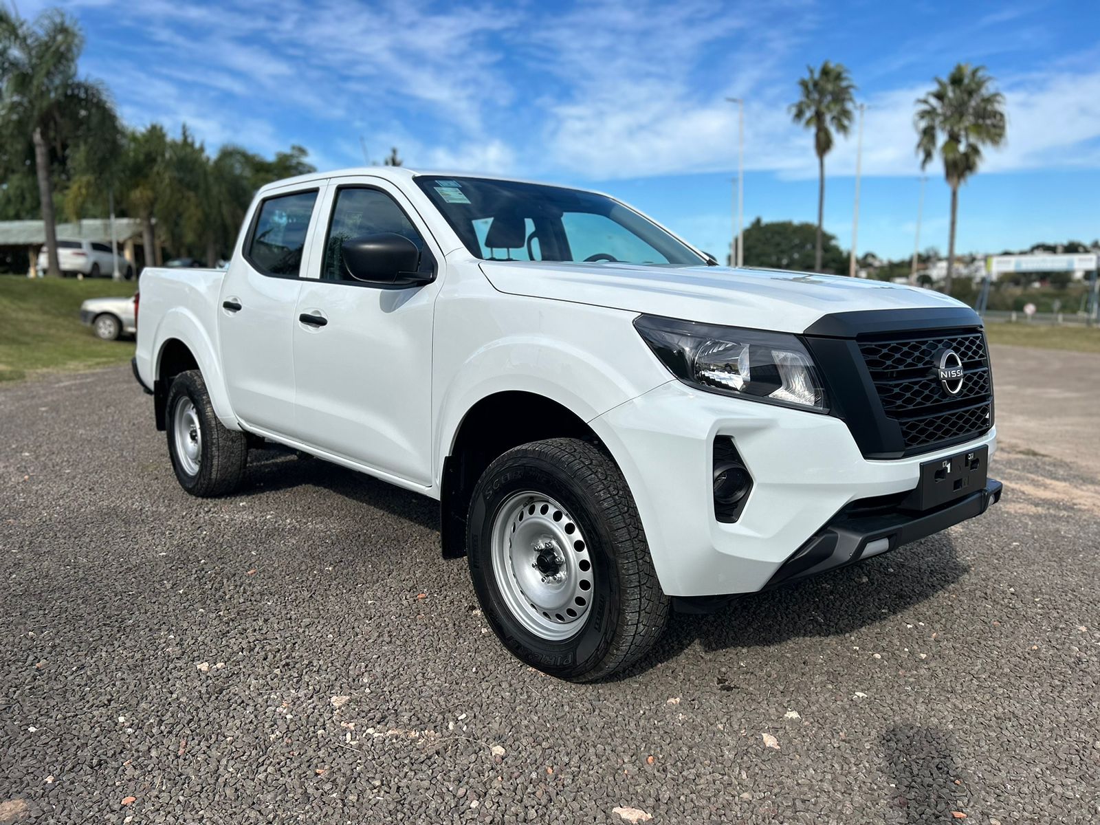 NISSAN FRONTIER S 4X4 MT