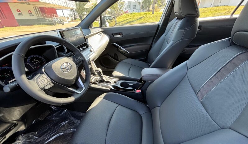 
								TOYOTA COROLLA CROSS 2.0 SEG completo									