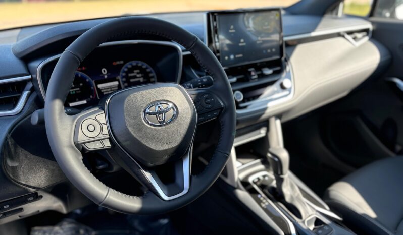 
								TOYOTA COROLLA CROSS 2.0 SEG completo									