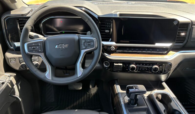 
								CHEVROLET SILVERADO Z71 completo									