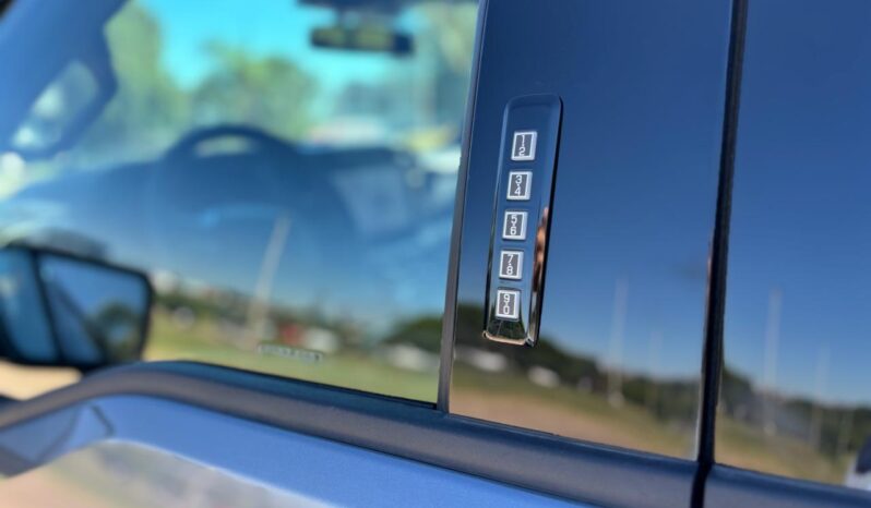 
								FORD F-150 TREMOR completo									