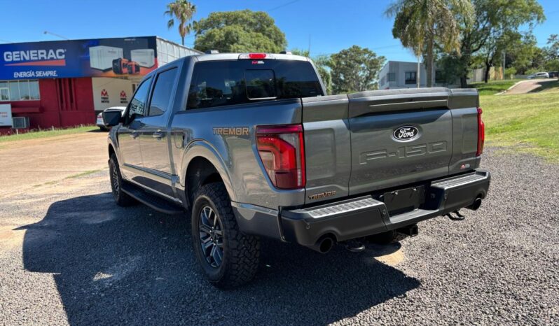 
								FORD F-150 TREMOR completo									