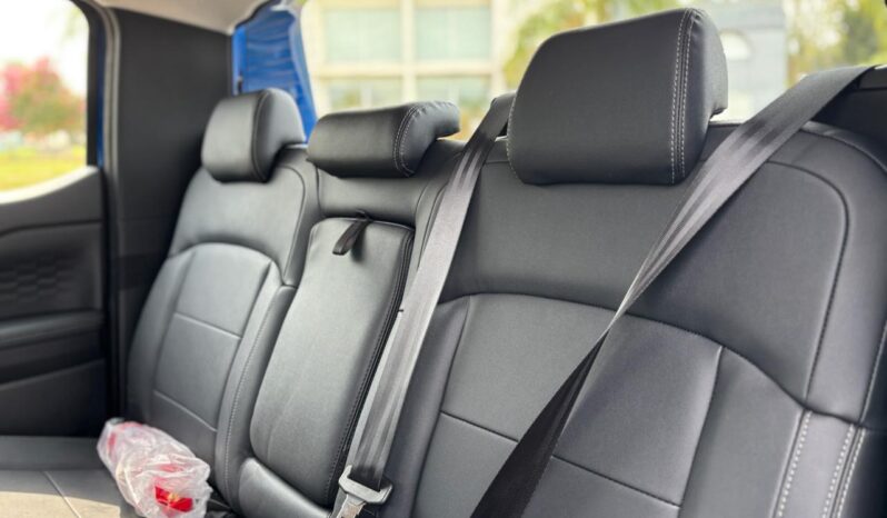 
								FORD RANGER 2.0 XL 4X4 MT completo									