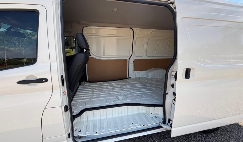
								TOYOTA HIACE FURGÓN L2H2 2.8 AT completo									