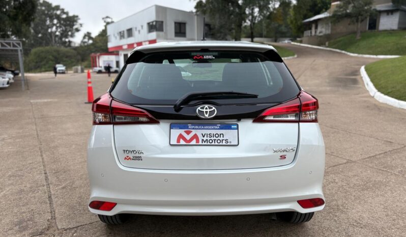 
								TOYOTA YARIS 1.5 S AT completo									