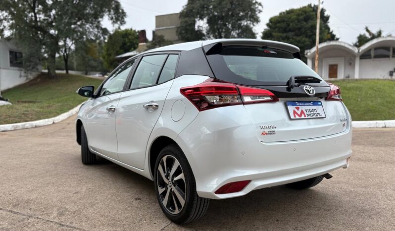 
								TOYOTA YARIS 1.5 S AT completo									