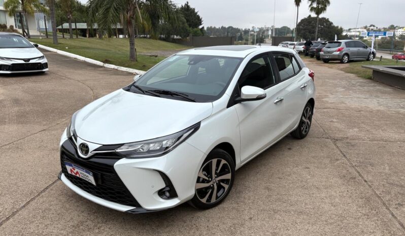 
								TOYOTA YARIS 1.5 S AT completo									