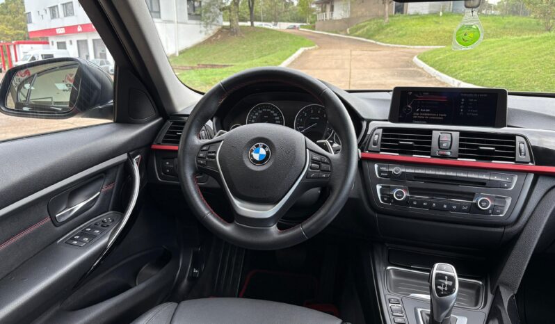
								BMW 2.0 328i Sedán Sport 245cv completo									