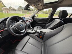 
										BMW 2.0 328i Sedán Sport 245cv completo									