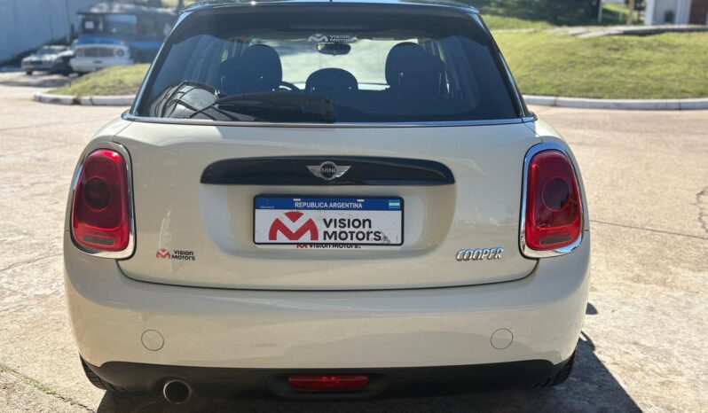 
								MINI COOPER completo									