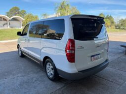 
										HYUNDAI H1 2.5 Premium 12 asientos completo									