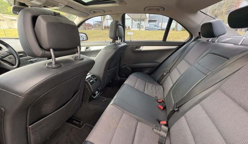 
								MERCEDES Benz C220 CDI Avantgarde completo									