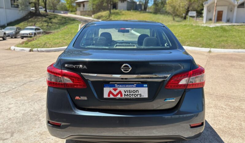 
								NISSAN Sentra 1.8 Advance Pure drive completo									
