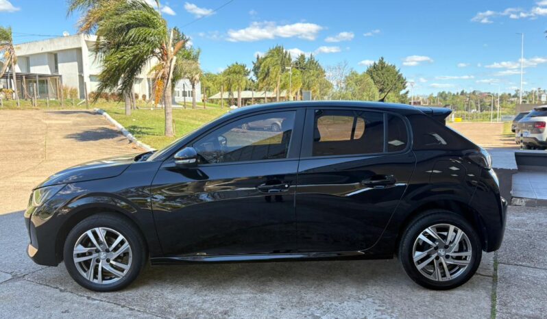 
								PEUGEOT 208 Feline Tiptronic 1.6 completo									