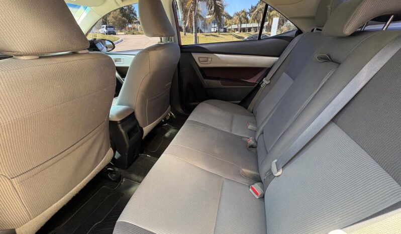 
								TOYOTA Corolla 1.8 XEI completo									