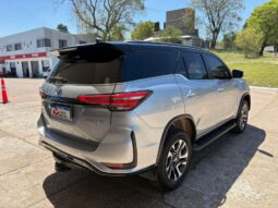 TOYOTA SW4 4×4 DIAMOND II 2.8 AT