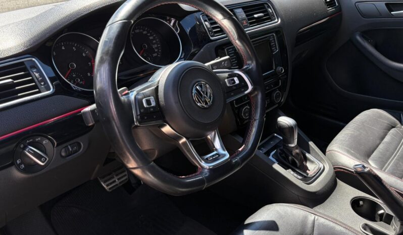 
								VOLKSWAGEN Vento 2.0L GLI completo									