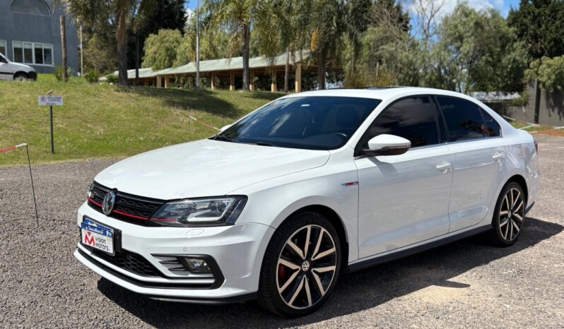 
								VOLKSWAGEN Vento 2.0L GLI completo									