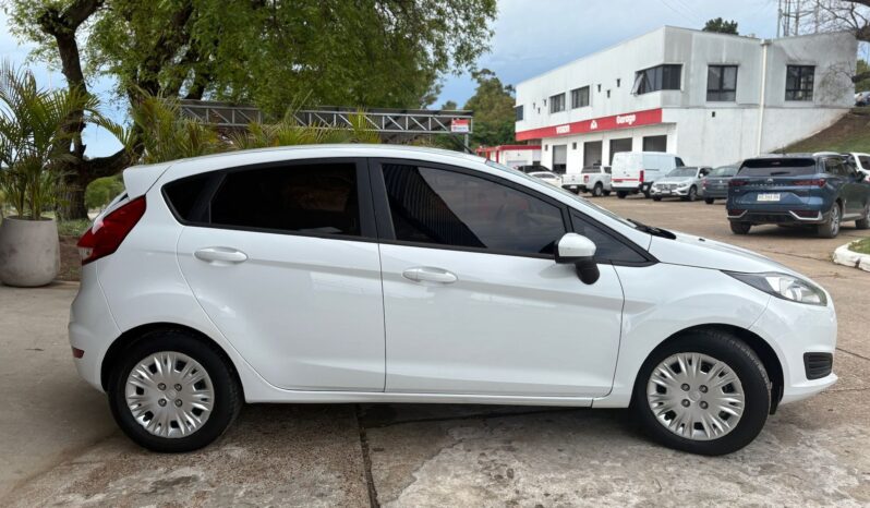 
								FORD Fiesta 1.6 S completo									