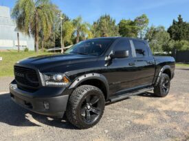 RAM 1500 5.7 V8 Laramie 4×4 AT