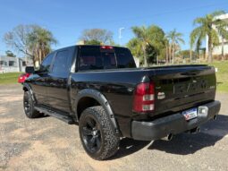 
										RAM 1500 5.7 V8 Laramie 4×4 AT completo									