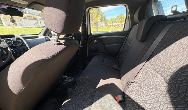 
								RENAULT Duster Oroch Dynamique 1.6 completo									