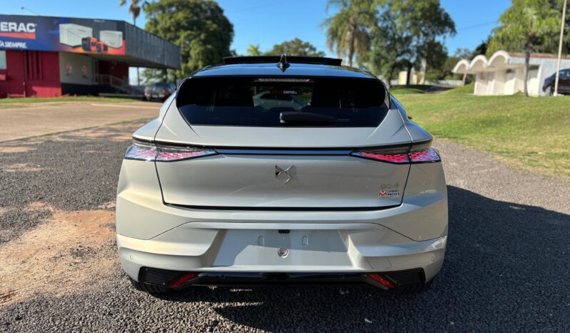 
								DS 4 Crossback Etoile / DS 4 Crossback Hibrido completo									
