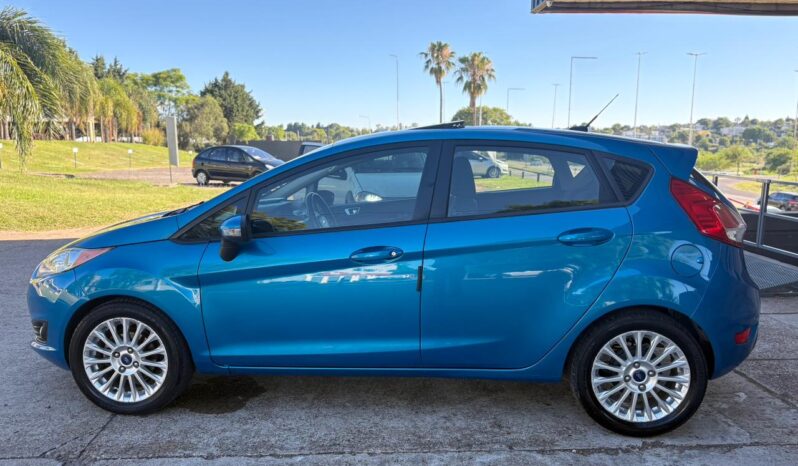 
								FORD Fiesta 1.6L SE PLUS completo									