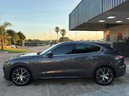 
										MASERATI Levante completo									