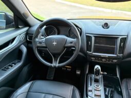
										MASERATI Levante completo									