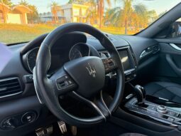 
										MASERATI Levante completo									