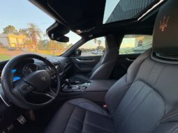 
										MASERATI Levante completo									
