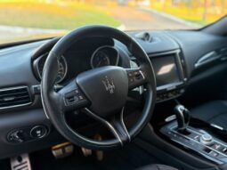 
										MASERATI Levante completo									