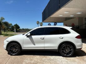 PORSCHE Cayenne 3.6 V6 300HP