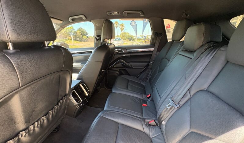 
								PORSCHE Cayenne 3.6 V6 300HP completo									
