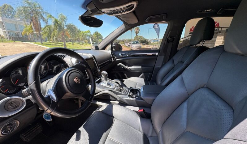 
								PORSCHE Cayenne 3.6 V6 300HP completo									