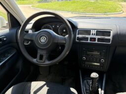 
										VOLKSWAGEN Bora 2.0 completo									