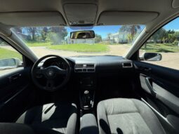 
										VOLKSWAGEN Bora 2.0 completo									