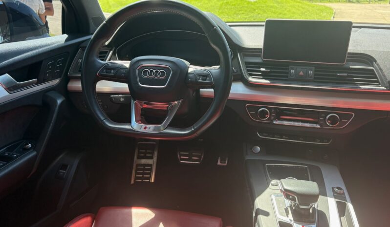 
								AUDI SQ5 3.0 V6 TFSI 354HP Tiptronic Quattro completo									