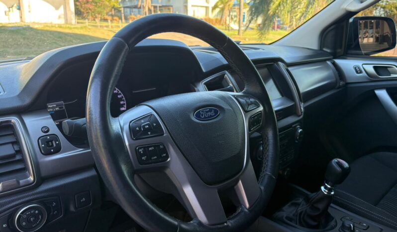 
								FORD Ranger 3.2 XLT 4×4 MT completo									