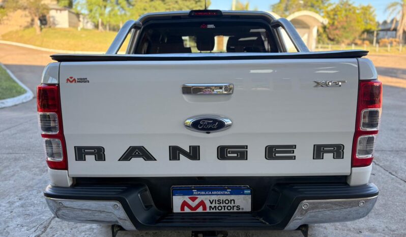 
								FORD Ranger 3.2 XLT 4×4 MT completo									