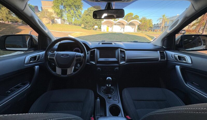 
								FORD Ranger 3.2 XLT 4×4 MT completo									