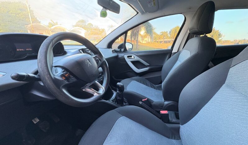 
								PEUGEOT 208 Active 1.5 completo									