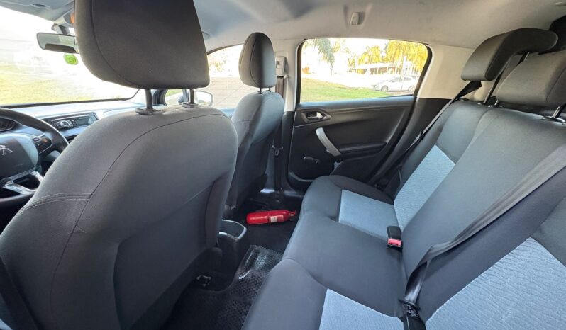 
								PEUGEOT 208 Active 1.5 completo									