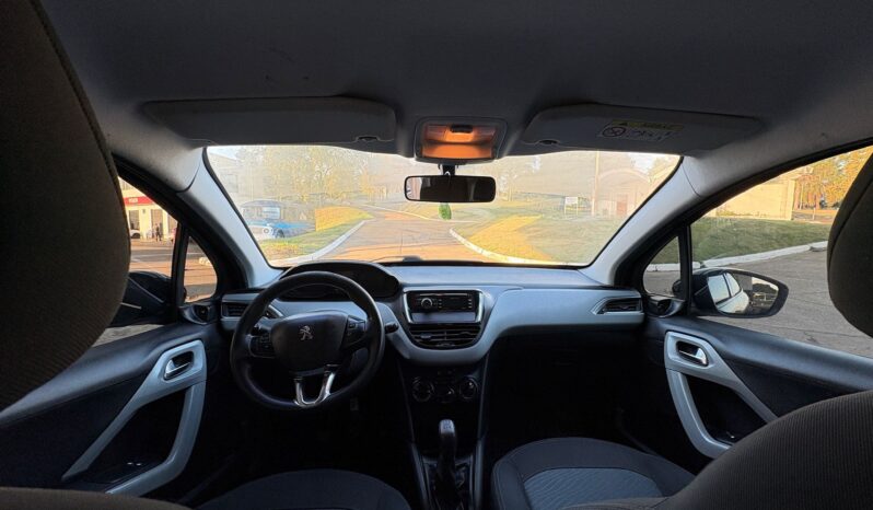 
								PEUGEOT 208 Active 1.5 completo									