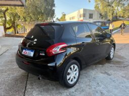
										PEUGEOT 208 Active 1.5 completo									