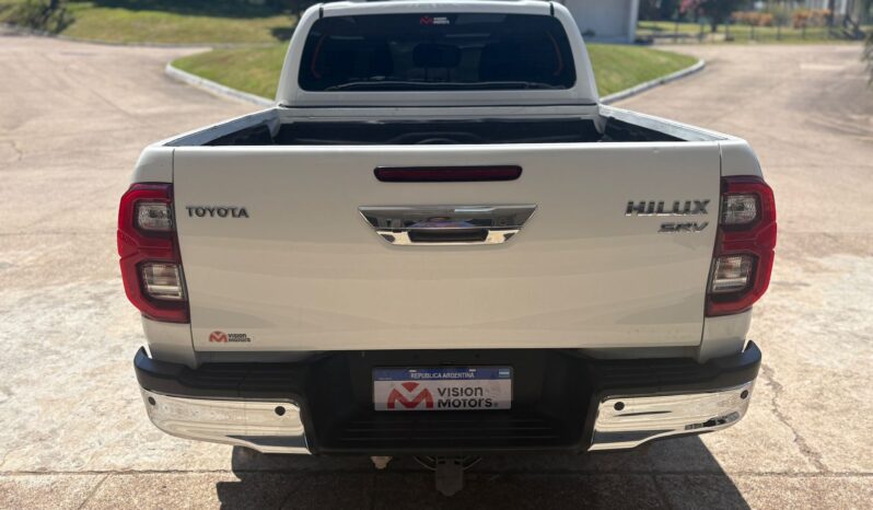 
								TOYOTA Hilux 4×2 SRV 2.8 TDI AT completo									
